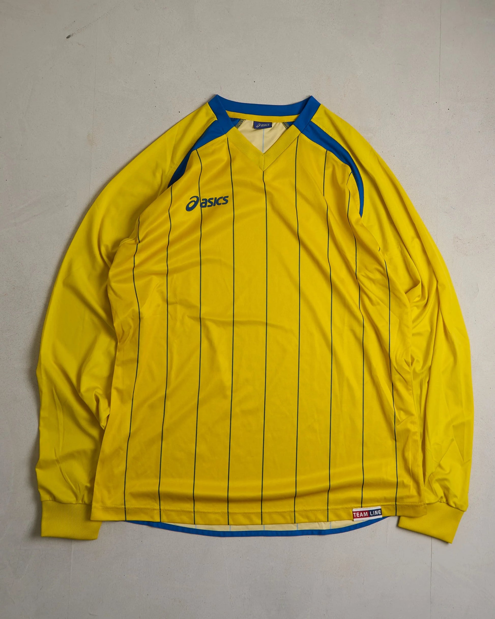 Vintage ASICS Jersey