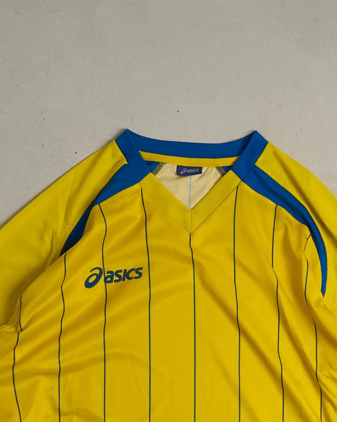 Vintage ASICS Jersey Top