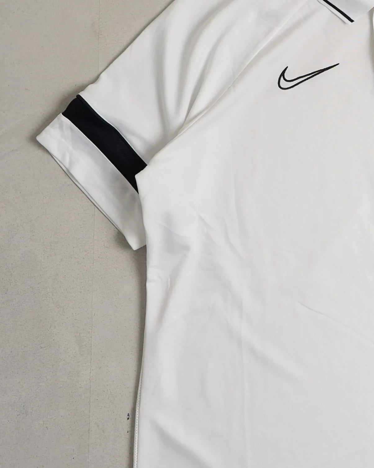 Vintage Nike Mango FC Jersey Left