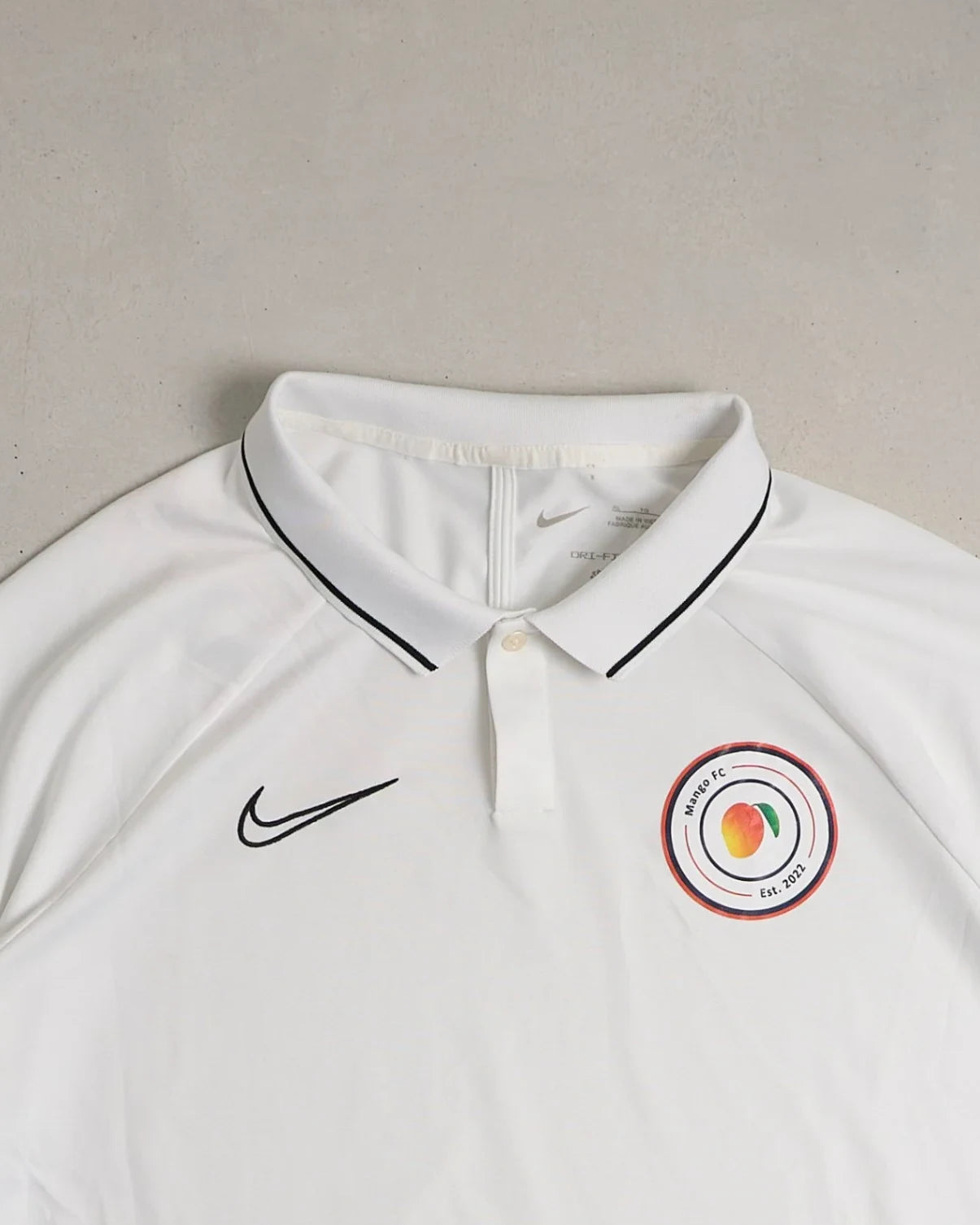 Vintage Nike Mango FC Jersey Top