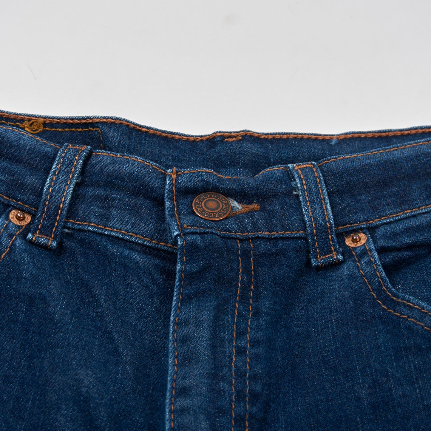 Levi's 525 Flared Jeans
